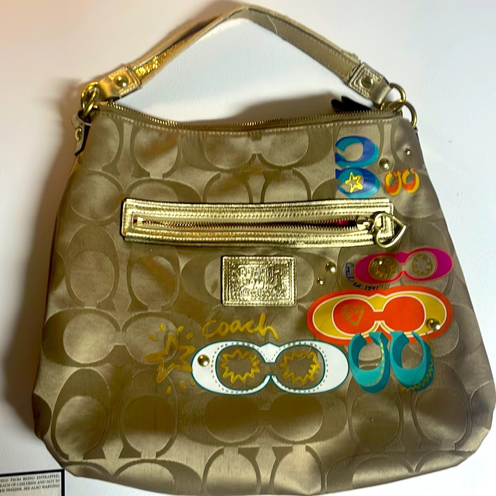 Used coach purse minimal stain on inside